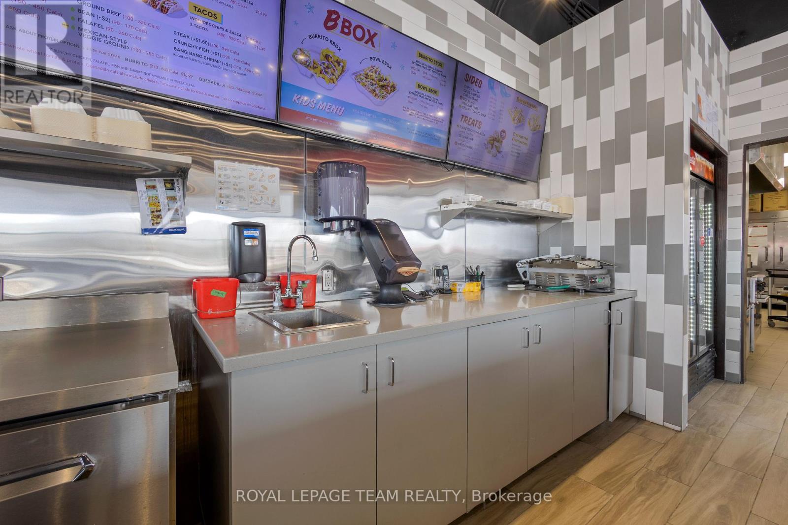 100 - 304 Colonnade Drive, North Grenville, Ontario  K0G 1J0 - Photo 17 - X12850920