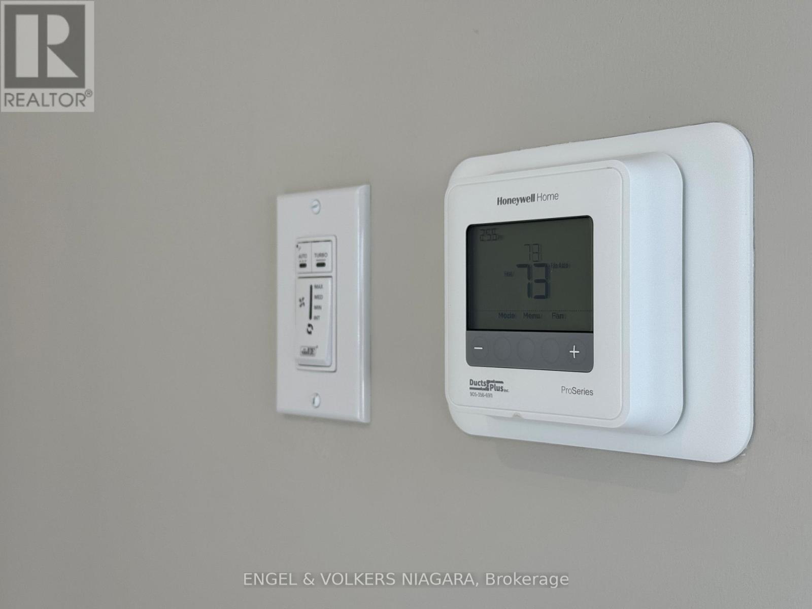 25 Elvira Way, Thorold (Rolling Meadows), Ontario  L2V 0M7 - Photo 18 - X12850820