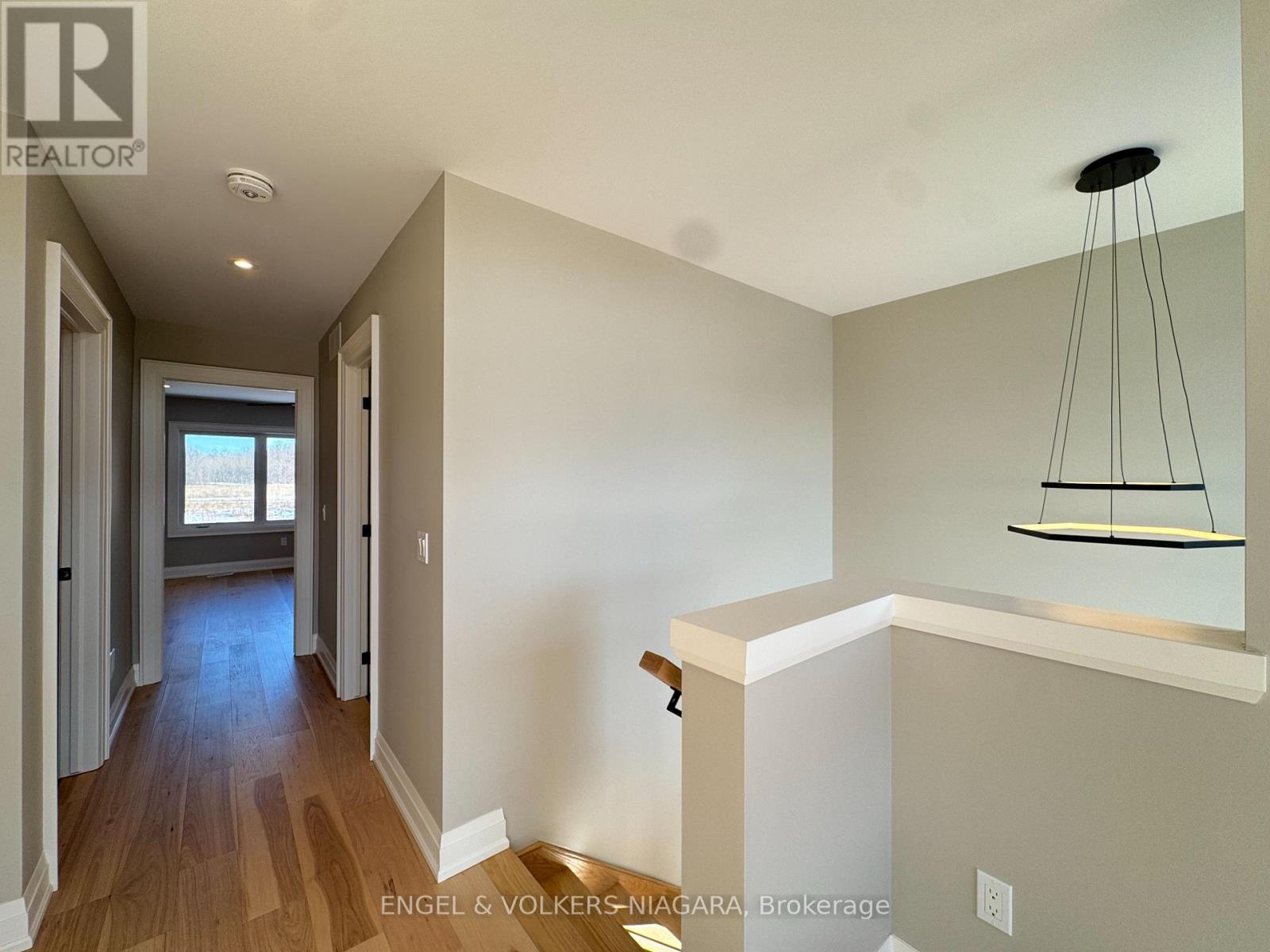 25 Elvira Way, Thorold (Rolling Meadows), Ontario  L2V 0M7 - Photo 21 - X12850820