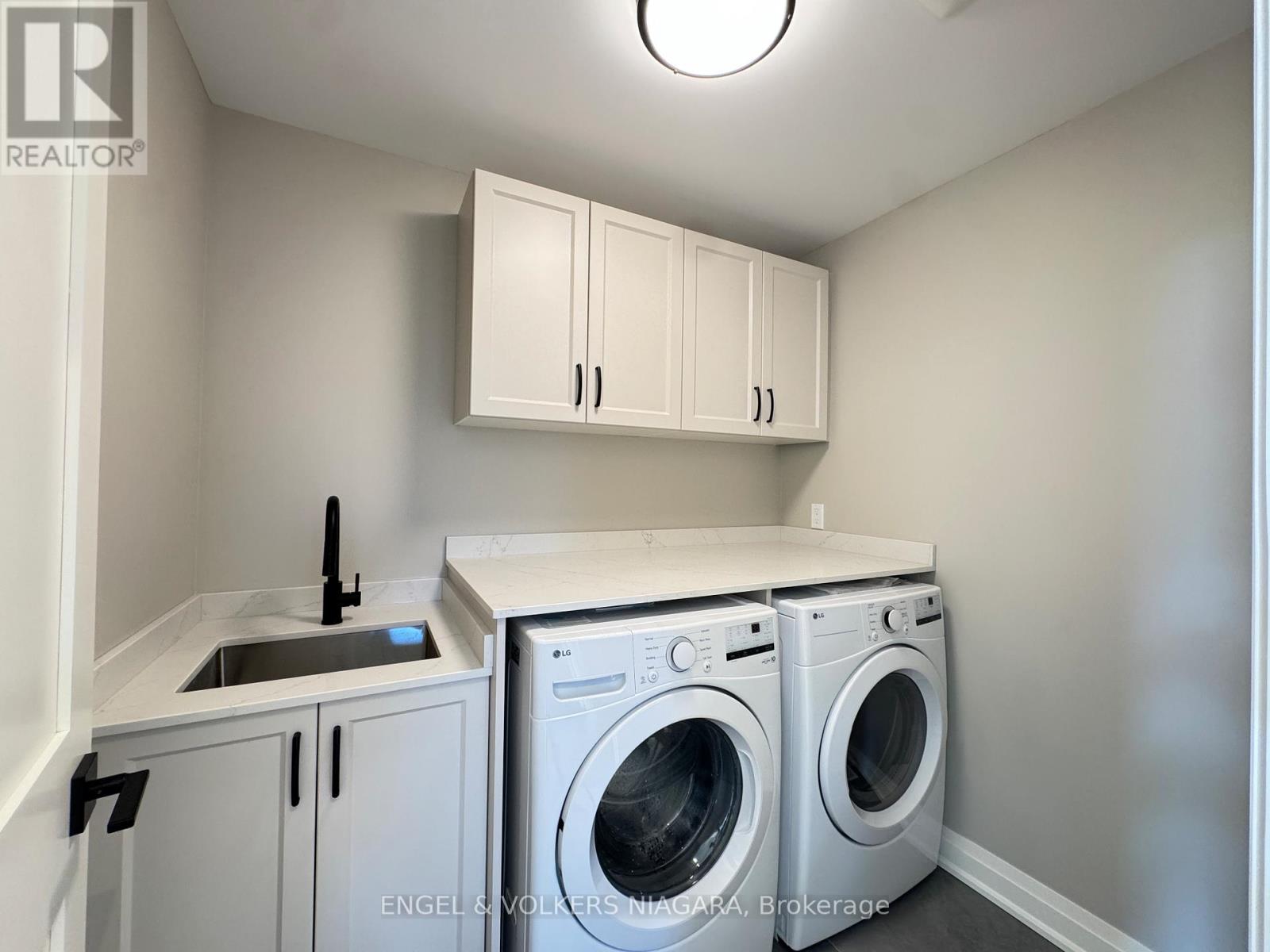 25 Elvira Way, Thorold (Rolling Meadows), Ontario  L2V 0M7 - Photo 26 - X12850820