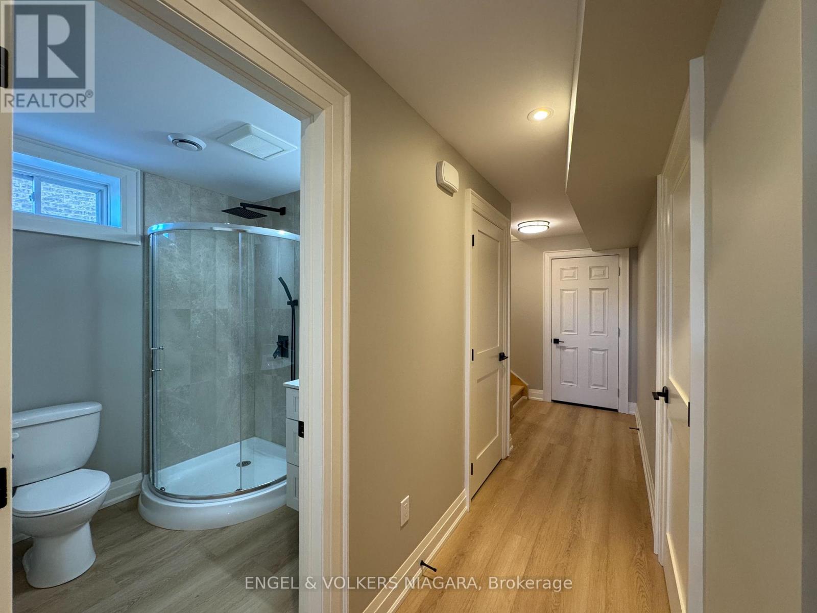 25 Elvira Way, Thorold (Rolling Meadows), Ontario  L2V 0M7 - Photo 36 - X12850820