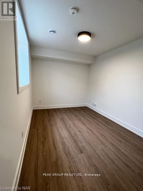 4590 Lee Avenue, Niagara Falls, Ontario  L2H 1M6 - Photo 12 - X12850834