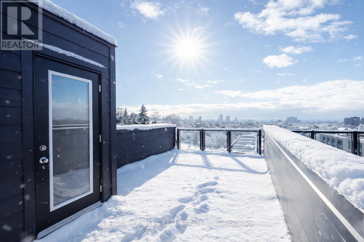 17 Innes Avenue, Toronto, Ontario  M6E 0B2 - Photo 2 - W12846648