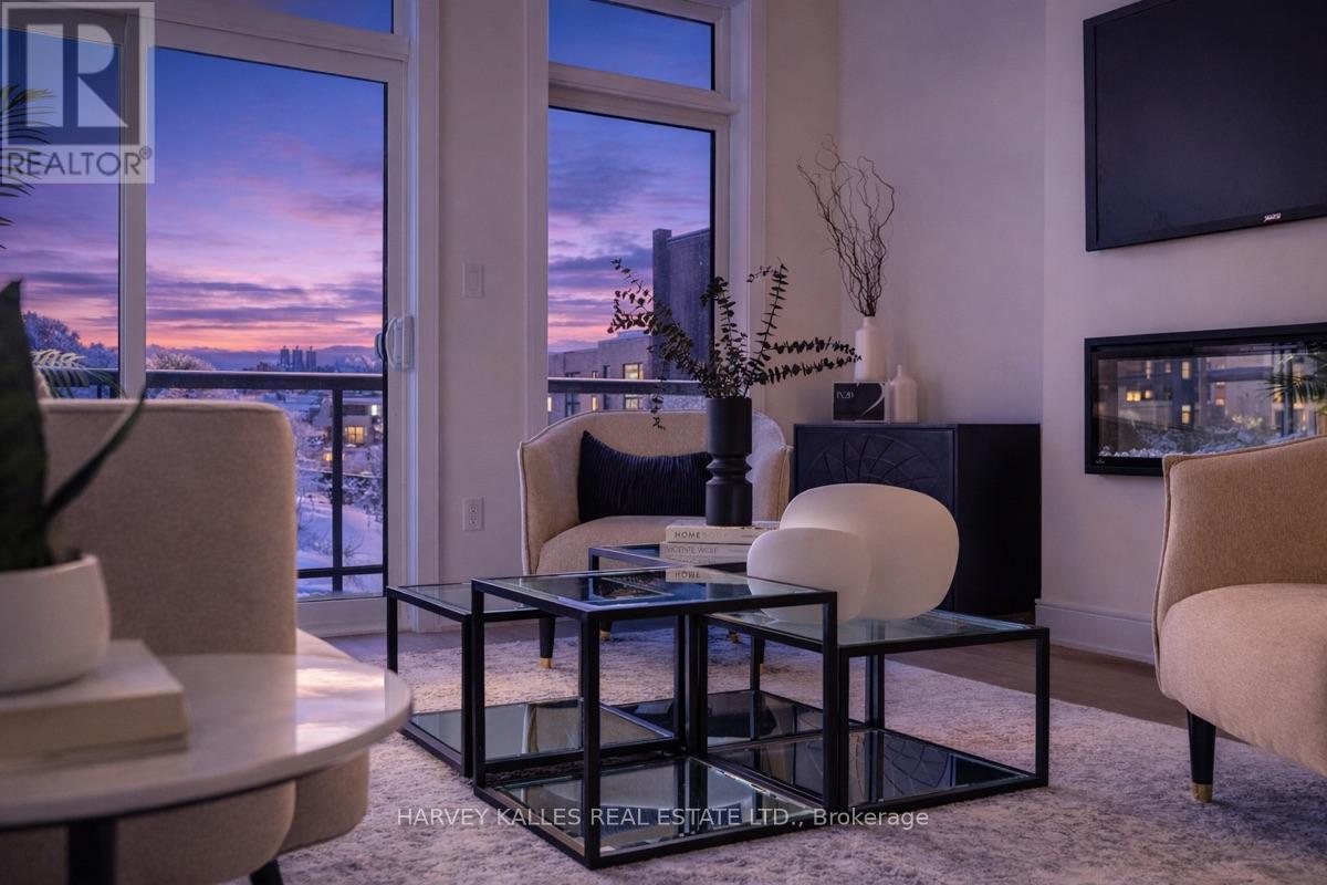 17 Innes Avenue, Toronto, Ontario  M6E 0B2 - Photo 3 - W12846648