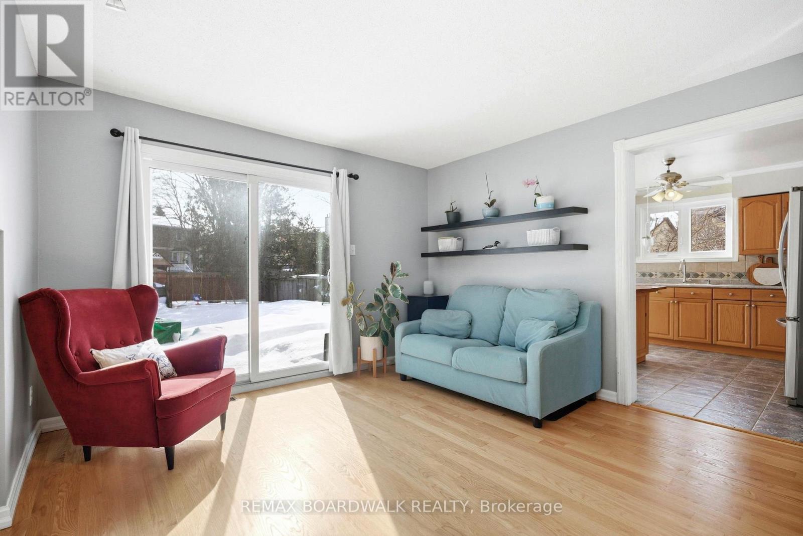 49 Liston Crescent, Ottawa, Ontario  K2L 2W3 - Photo 16 - X12850898