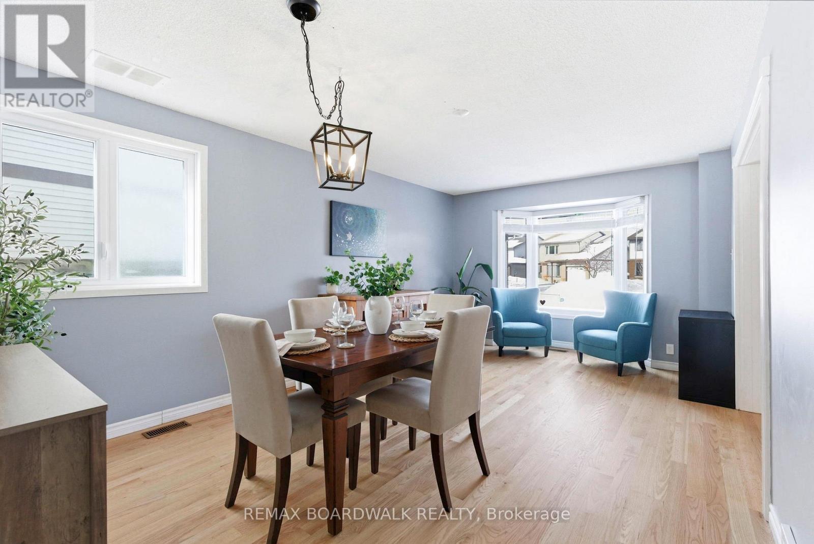 49 Liston Crescent, Ottawa, Ontario  K2L 2W3 - Photo 10 - X12850898