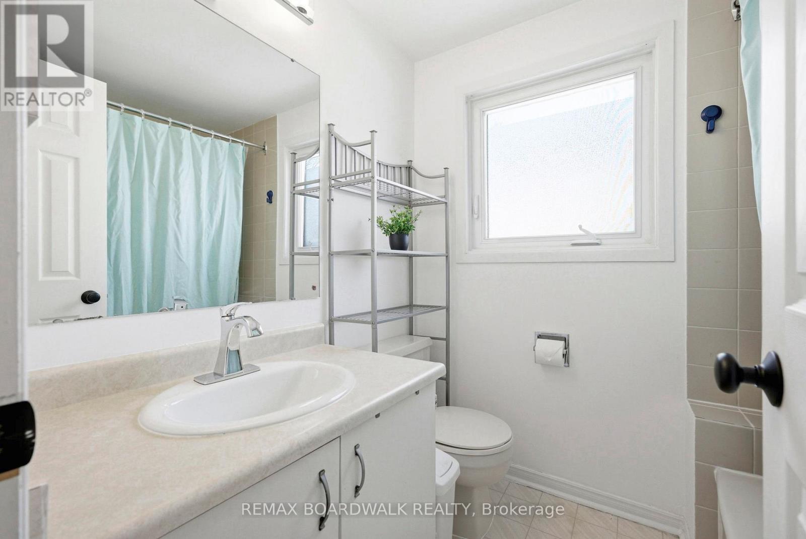 49 Liston Crescent, Ottawa, Ontario  K2L 2W3 - Photo 28 - X12850898