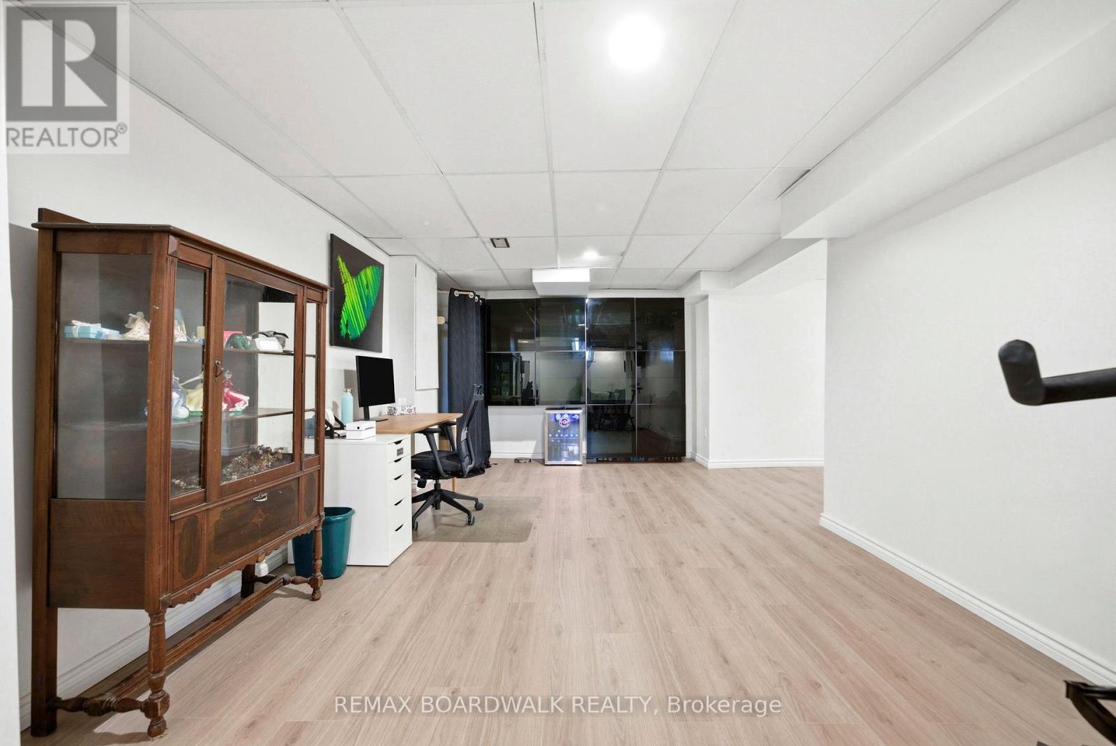 49 Liston Crescent, Ottawa, Ontario  K2L 2W3 - Photo 33 - X12850898