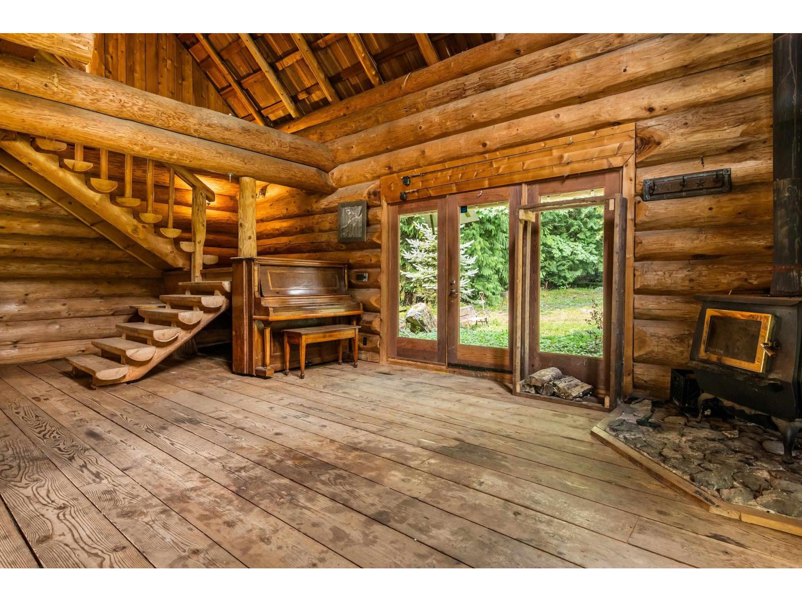 55270 Chilliwack Bench Fsr Road, Chilliwack River Valley, Chilliwack, British Columbia  V4Z 1B3 - Photo 2 - R3096091