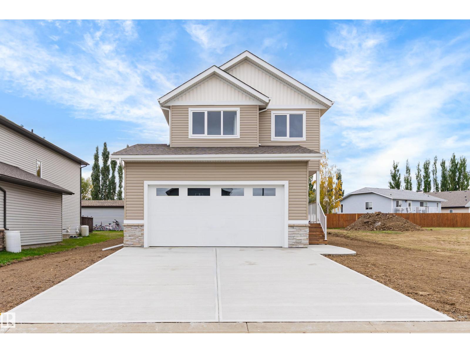 5121 53A AV, legal, Alberta