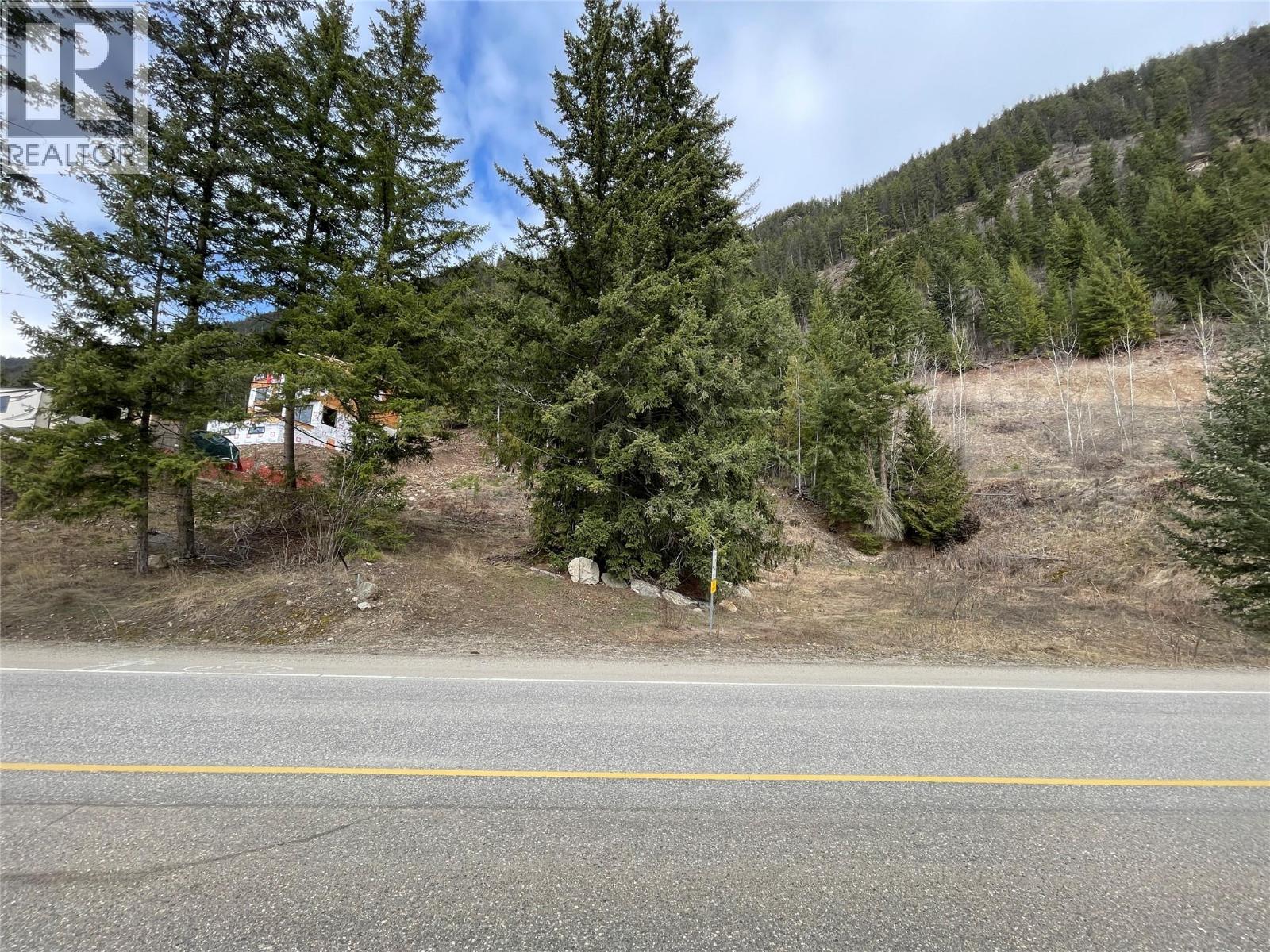 86 Old Town Road, Sicamous, British Columbia