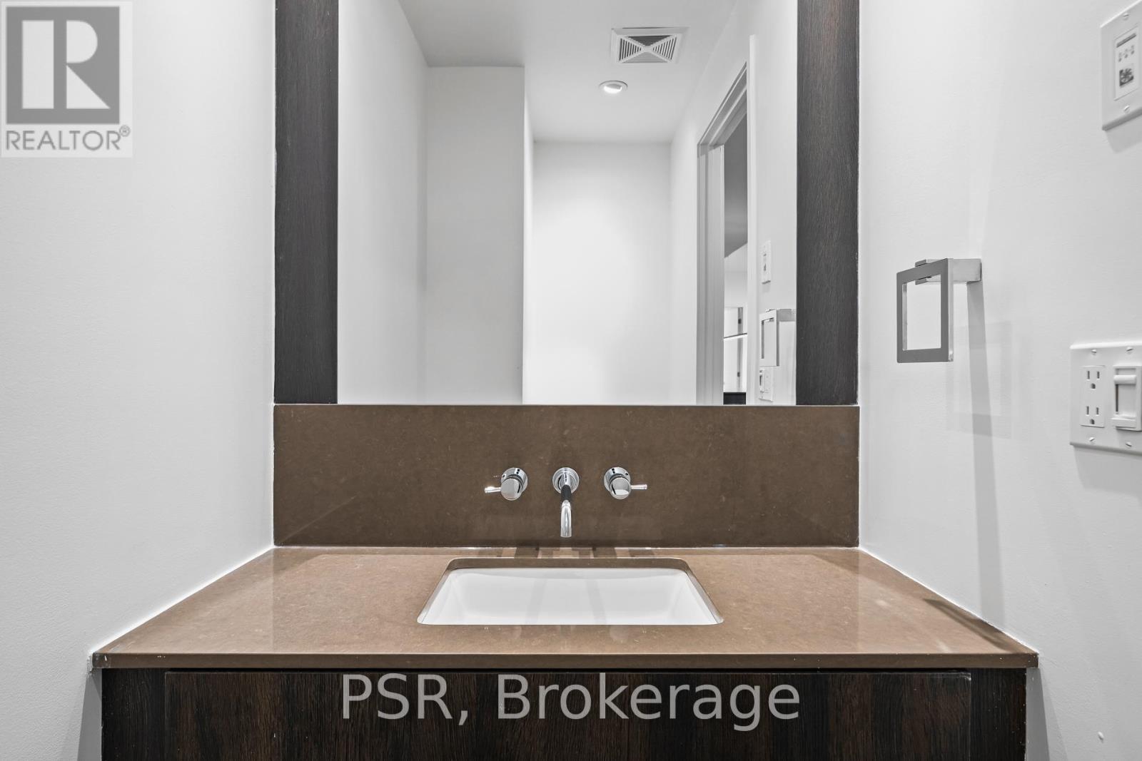 2307 - 2 St Thomas Street, Toronto, Ontario  M5S 2Z1 - Photo 26 - C12850690