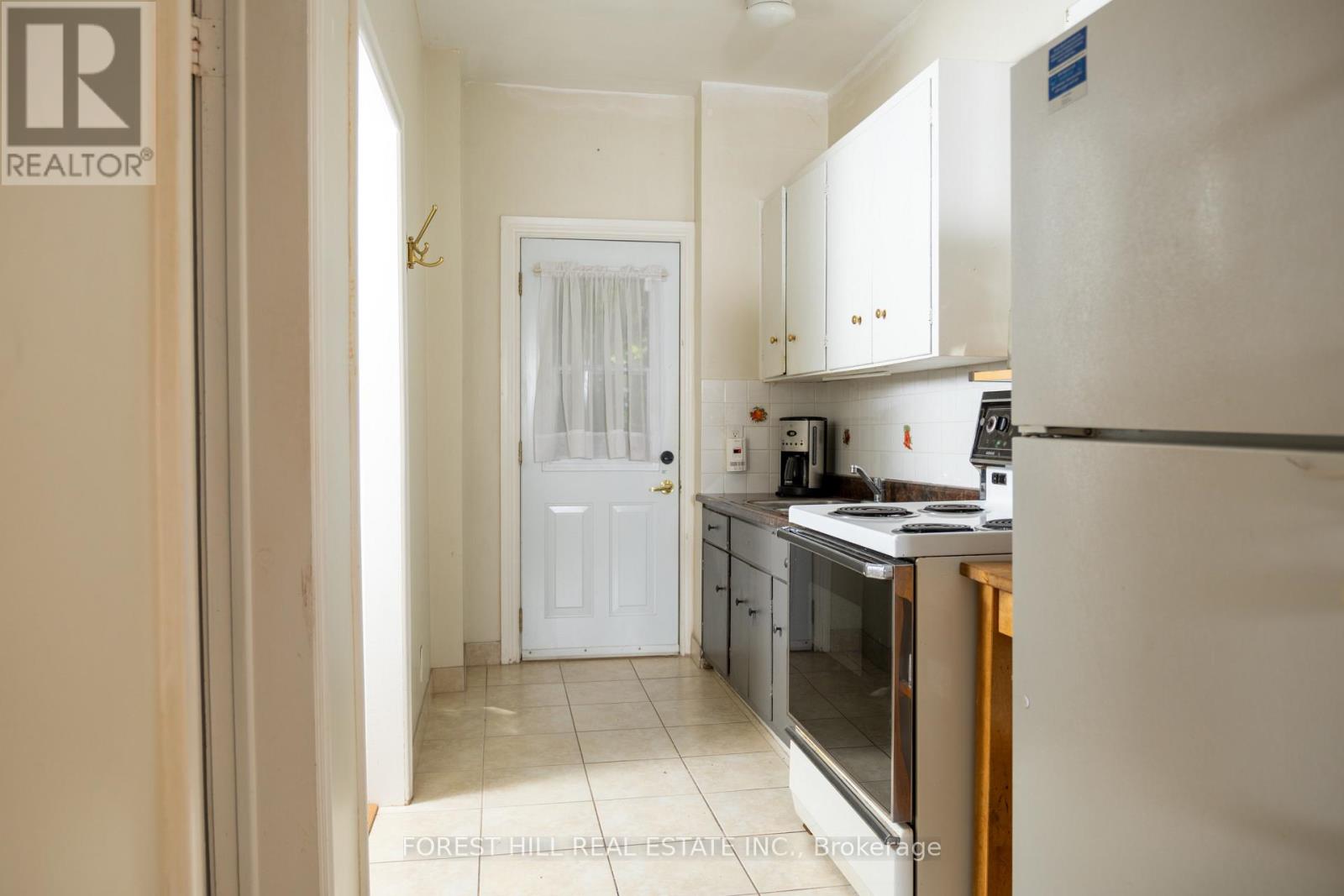 267 Seaton Street, Toronto, Ontario  M5A 2T5 - Photo 10 - C12850714