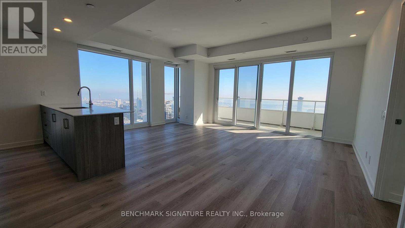 5503 - 88 QUEEN STREET E, Toronto, Ontario