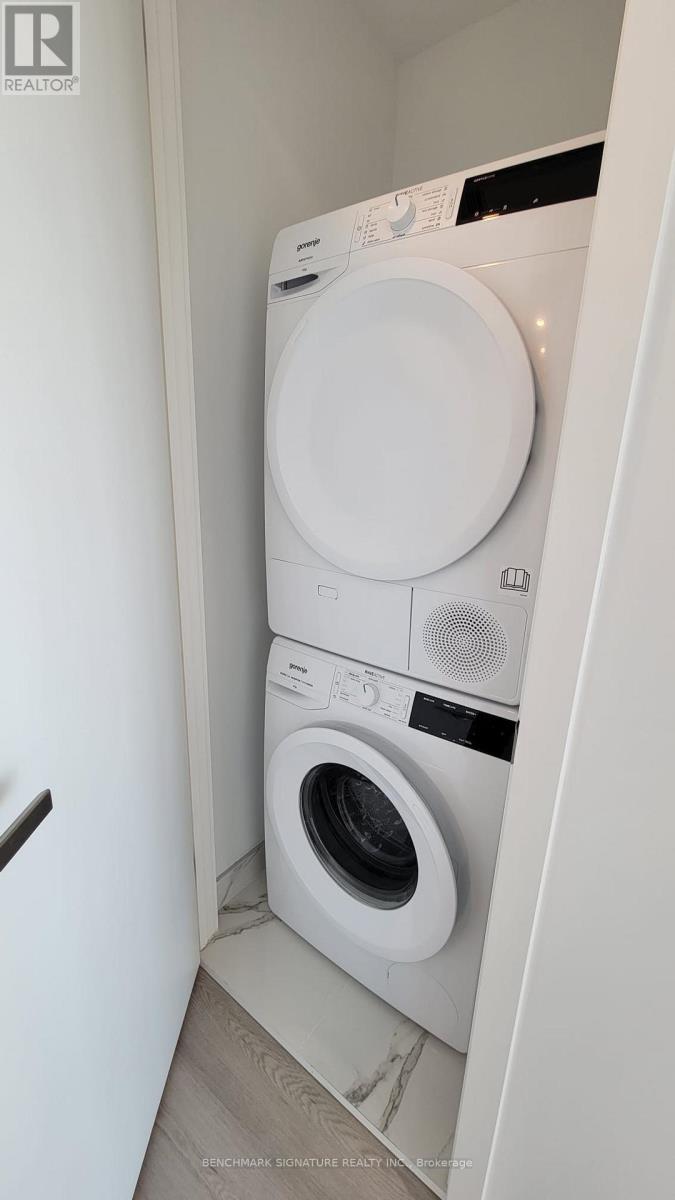 5503 - 88 Queen Street E, Toronto, Ontario  M5C 0B6 - Photo 11 - C12850718