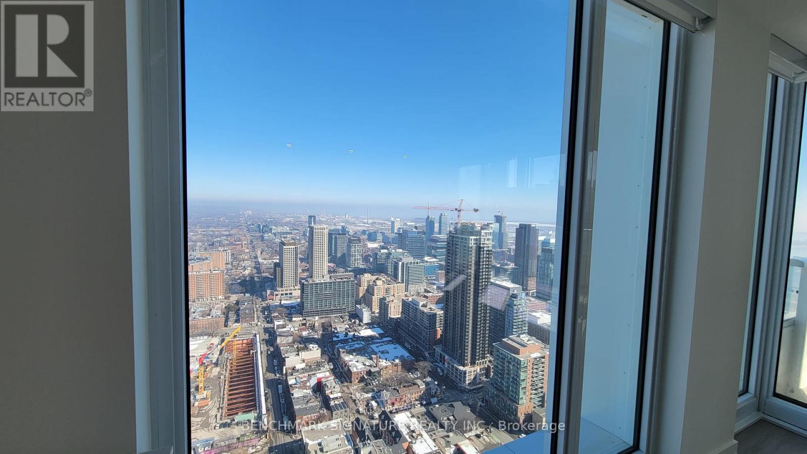 5503 - 88 Queen Street E, Toronto, Ontario  M5C 0B6 - Photo 5 - C12850718