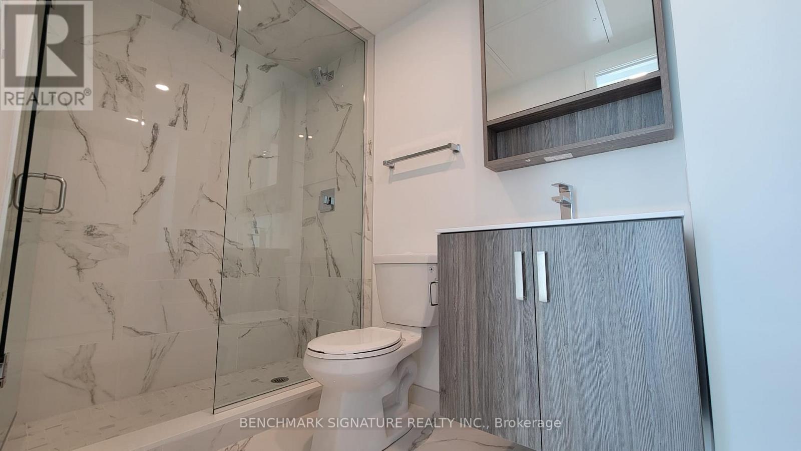 5503 - 88 Queen Street E, Toronto, Ontario  M5C 0B6 - Photo 6 - C12850718