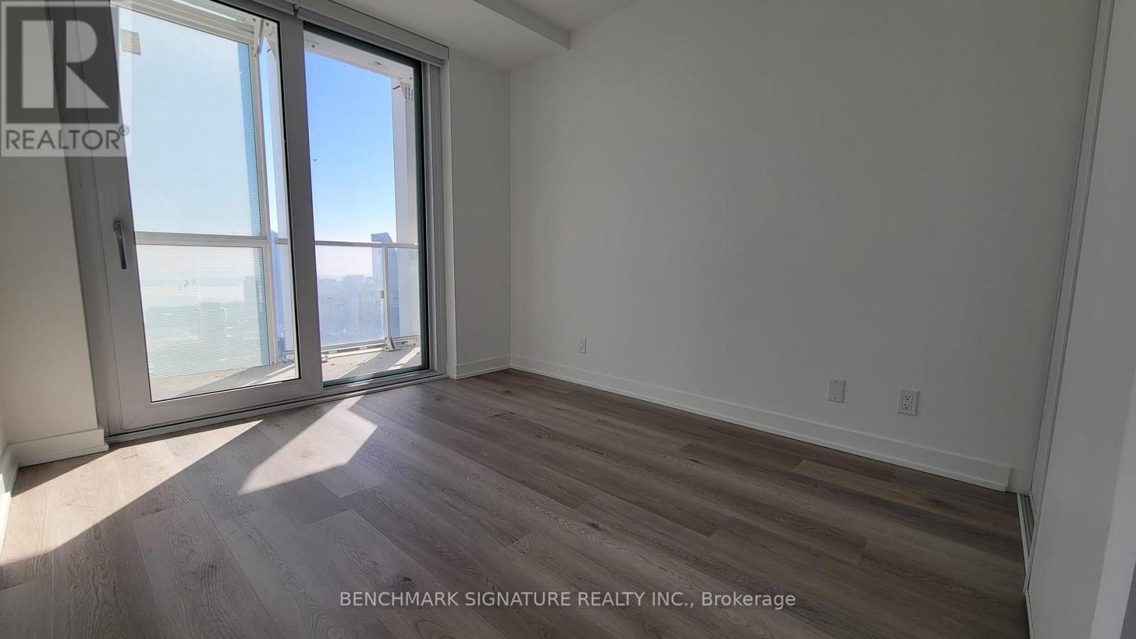 5503 - 88 Queen Street E, Toronto, Ontario  M5C 0B6 - Photo 9 - C12850718