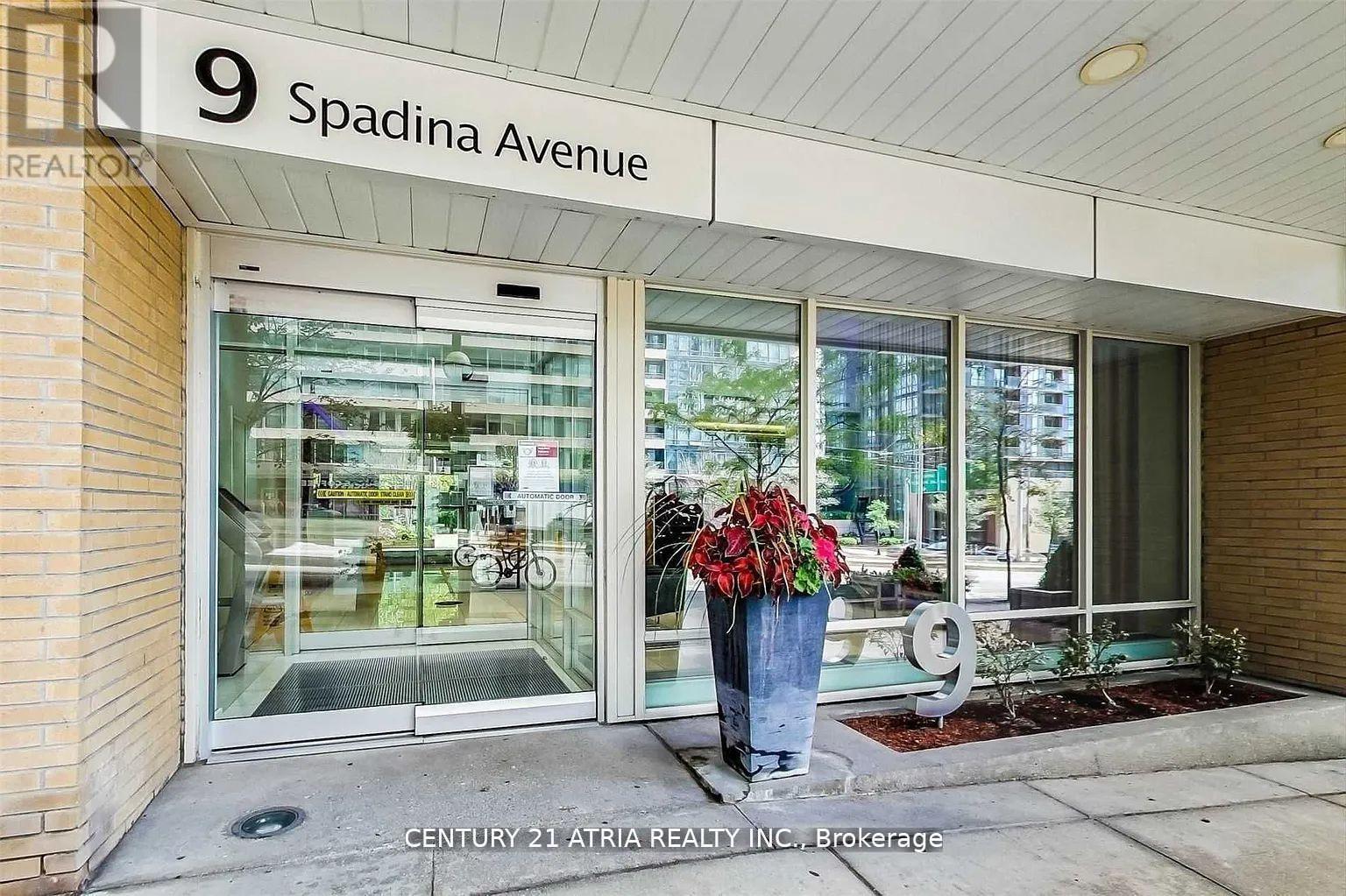 511 - 9 Spadina Avenue, Toronto, Ontario  M5V 3V3 - Photo 2 - C12850736