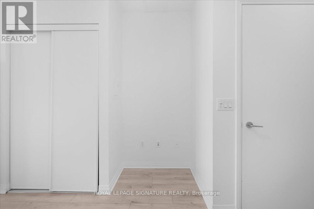 916 - 25 Cole Street, Toronto, Ontario  M4A 4M3 - Photo 11 - C12850840