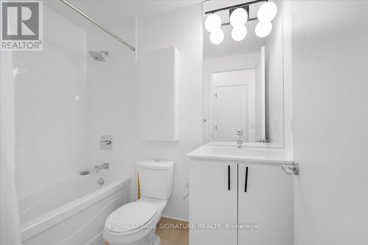 916 - 25 Cole Street, Toronto, Ontario  M4A 4M3 - Photo 18 - C12850840