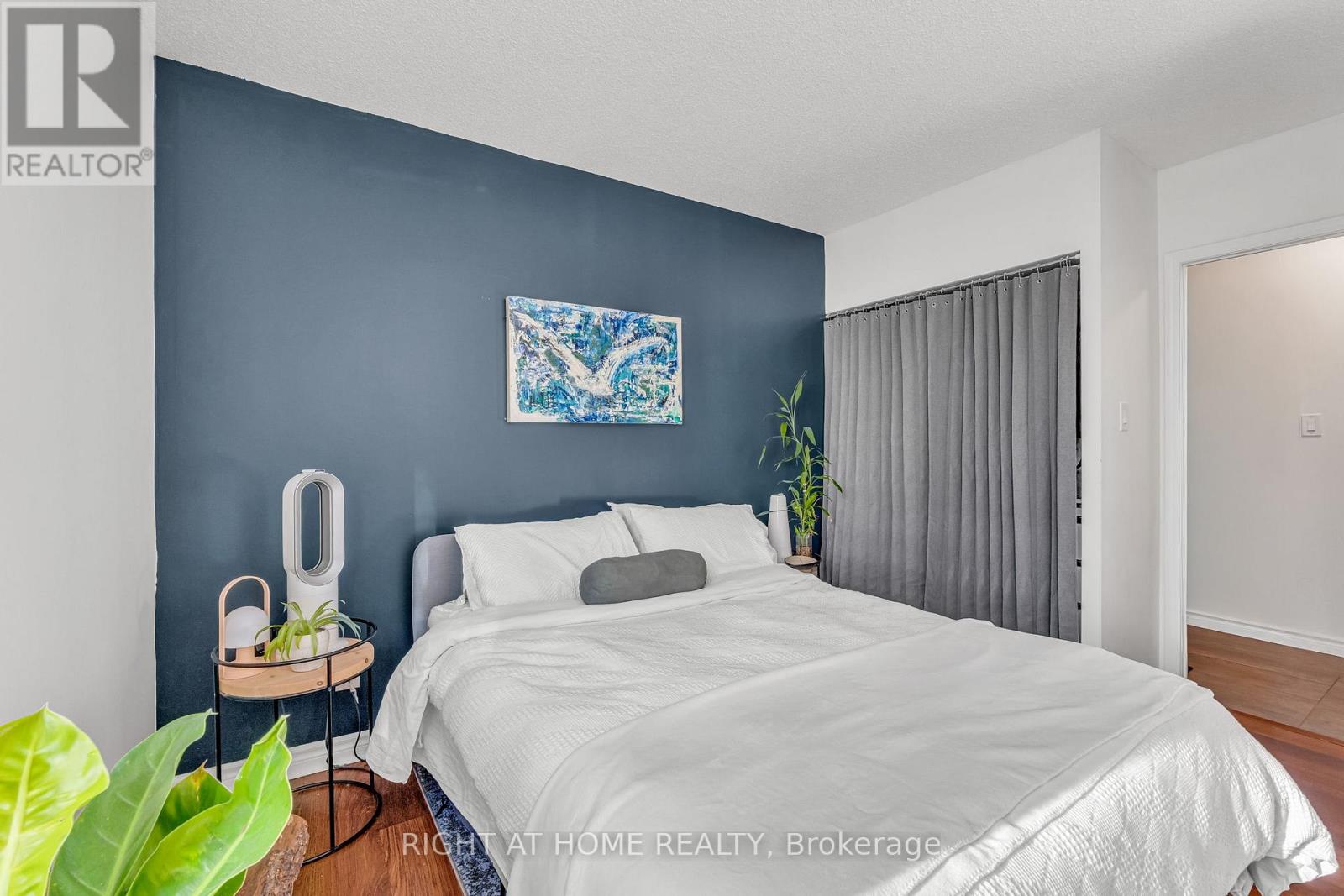202 - 600 Queens Quay W, Toronto, Ontario  M5V 3M3 - Photo 10 - C12850910