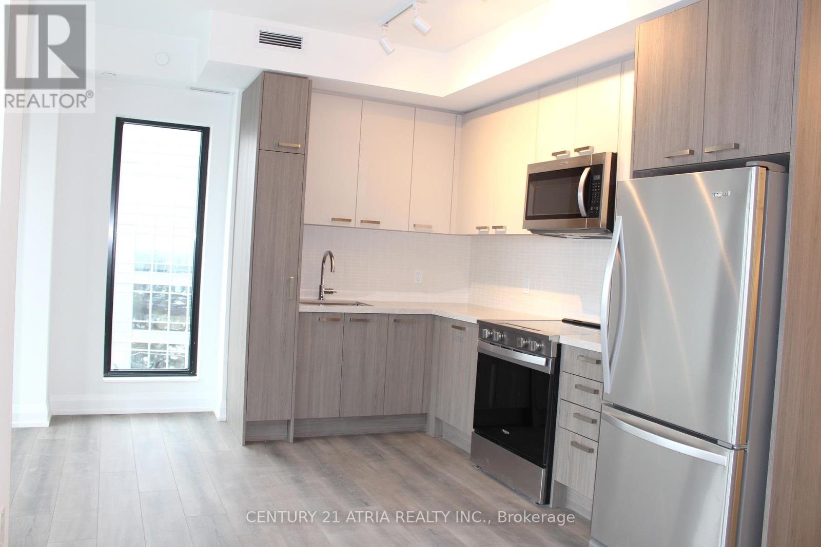 3208 - 20 SOUDAN AVENUE, Toronto, Ontario