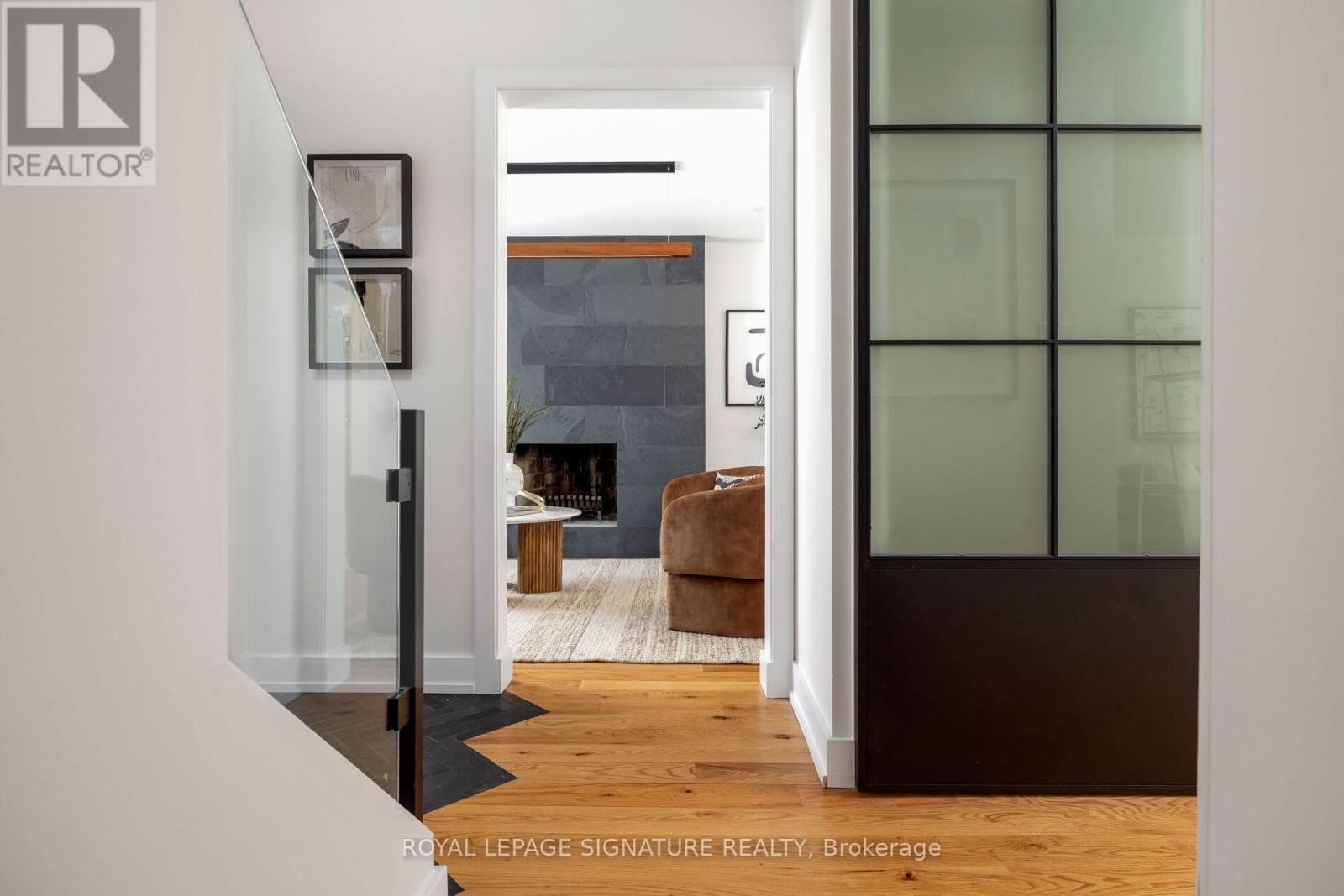 567 Downland Drive, Pickering, Ontario  L1W 3B1 - Photo 3 - E12850842