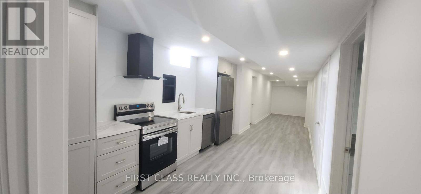 1140 Stuffles Crescent, Newmarket, Ontario  L3X 3H9 - Photo 4 - N12850710