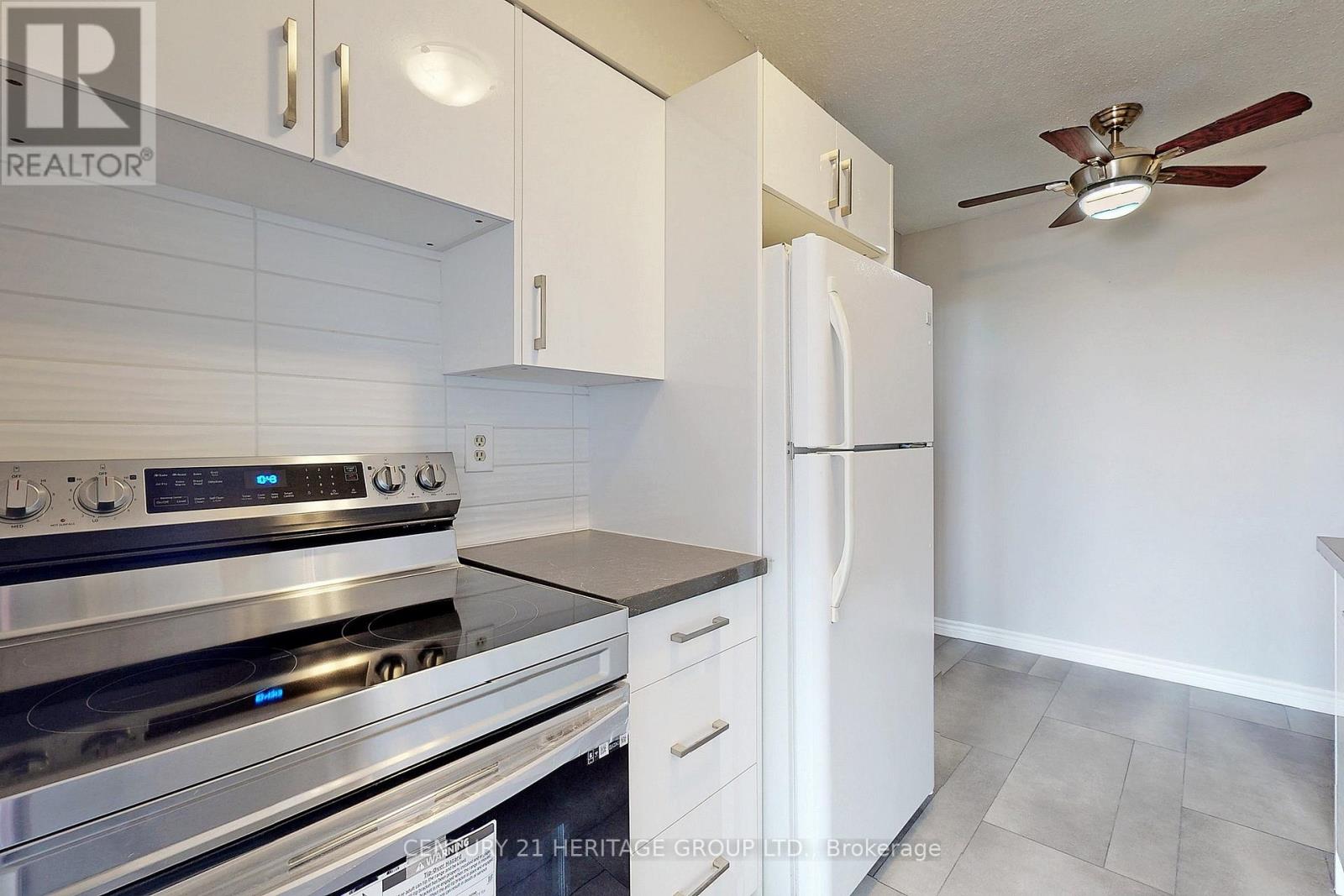 609 - 180 Dudley Avenue, Markham, Ontario  L3T 4X3 - Photo 15 - N12850822