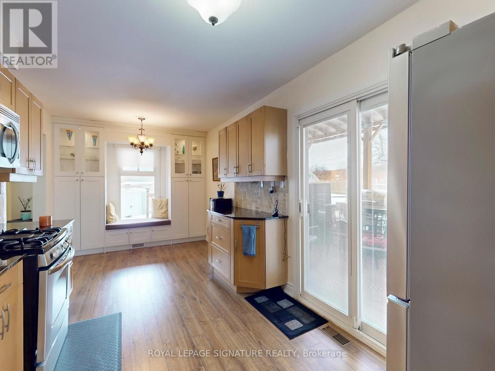 4 Fieldview Crescent, Markham (Milliken Mills West), Ontario  L3R 3H7 - Photo 14 - N12850900