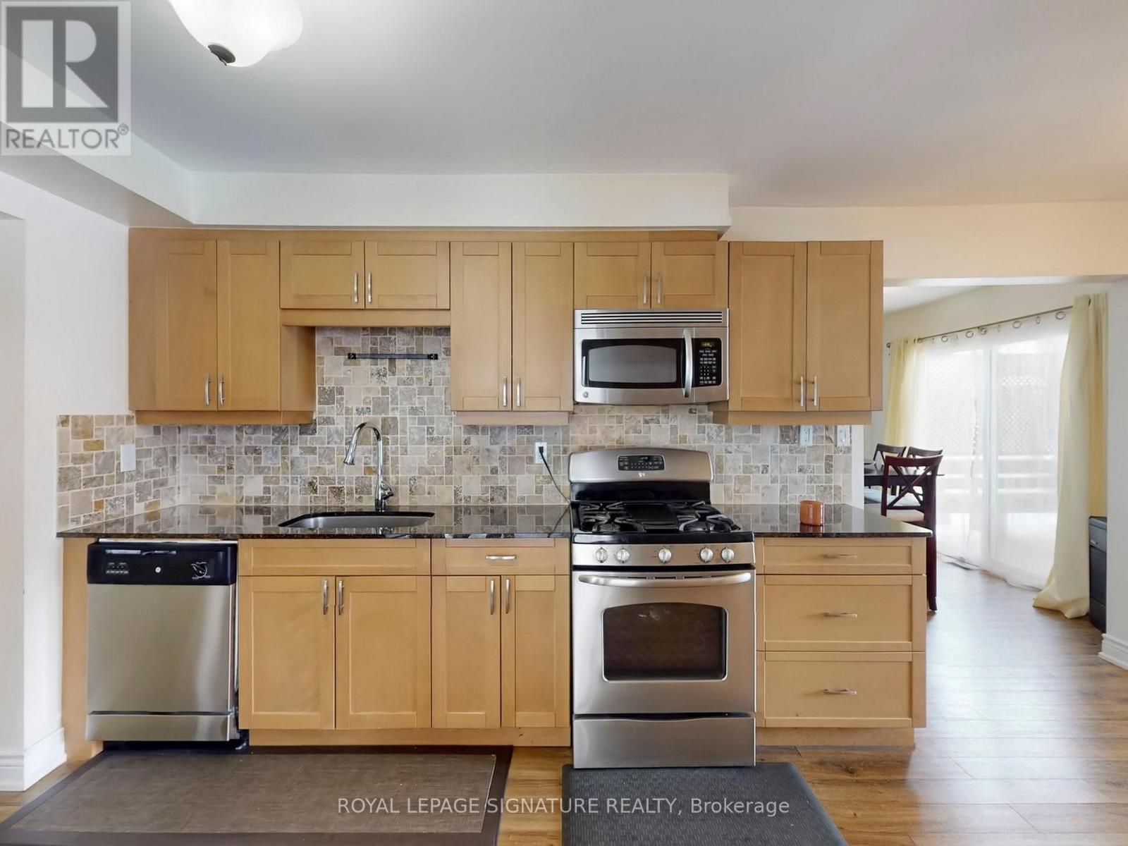 4 Fieldview Crescent, Markham (Milliken Mills West), Ontario  L3R 3H7 - Photo 15 - N12850900