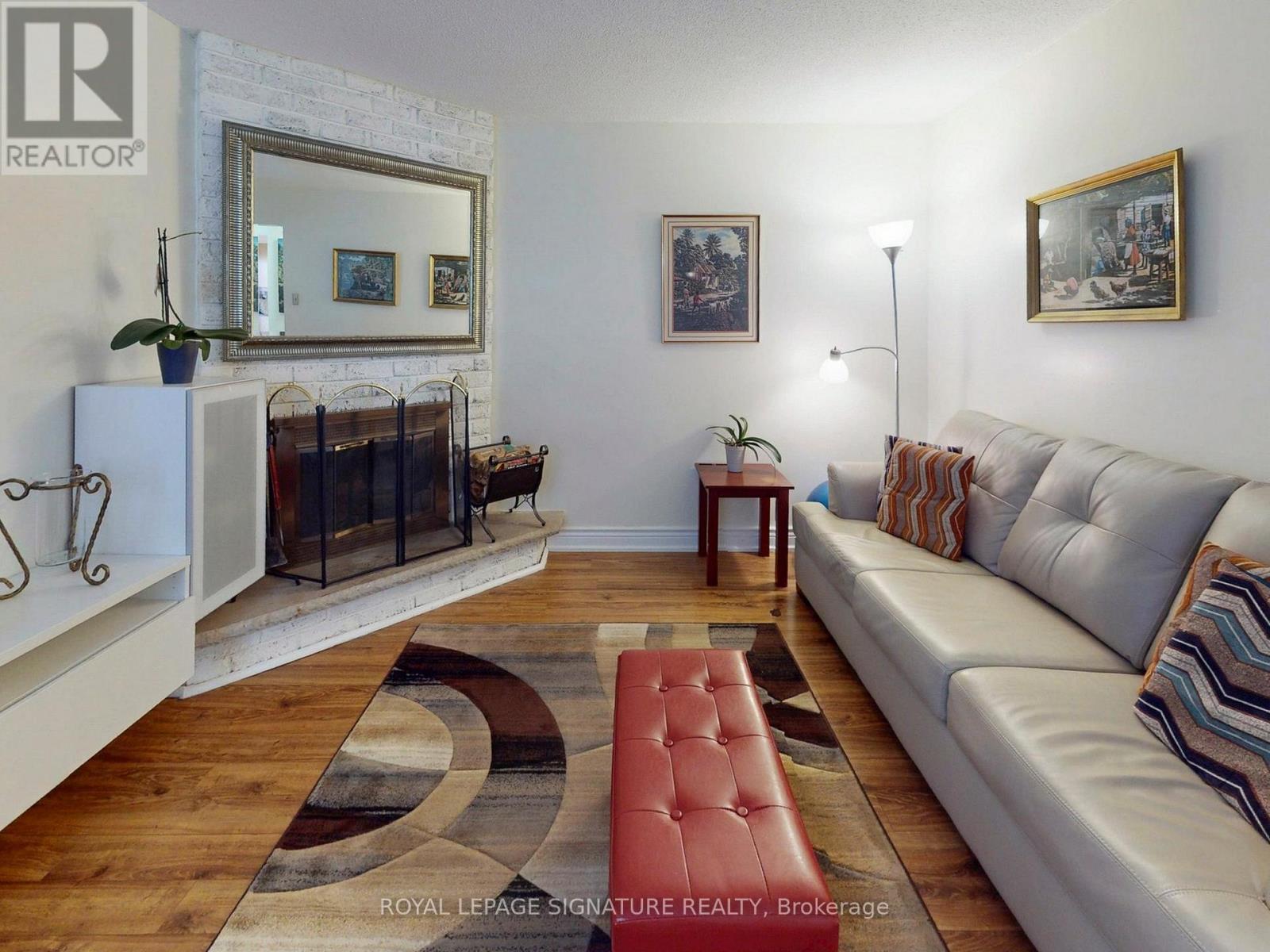 4 Fieldview Crescent, Markham (Milliken Mills West), Ontario  L3R 3H7 - Photo 7 - N12850900