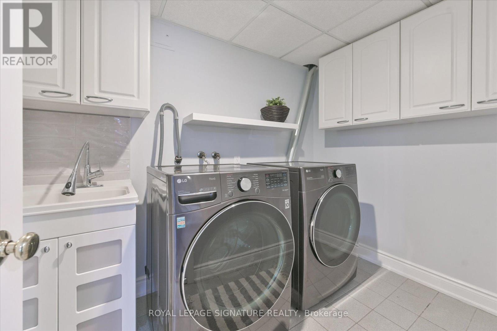 50 Eleanor Circle, Richmond Hill, Ontario  L4C 6K7 - Photo 33 - N12850906