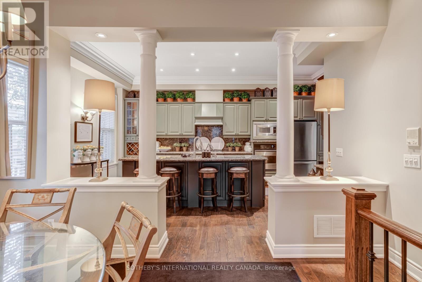 74 Aberdeen Avenue, Toronto, Ontario  M4X 1A2 - Photo 6 - C12844944