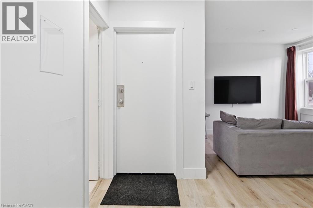 13 Westinghouse Avenue Unit# 6, Hamilton, Ontario  L8L 6E4 - Photo 1 - 40810055