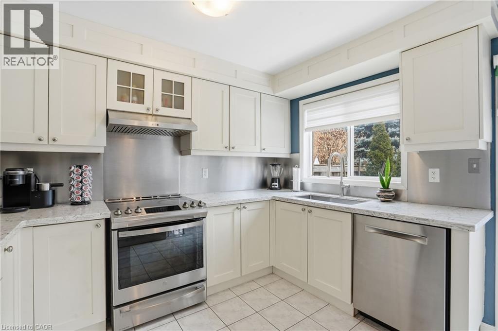 2505 Valleyridge Drive, Oakville, Ontario  L6M 5H3 - Photo 10 - 40810040