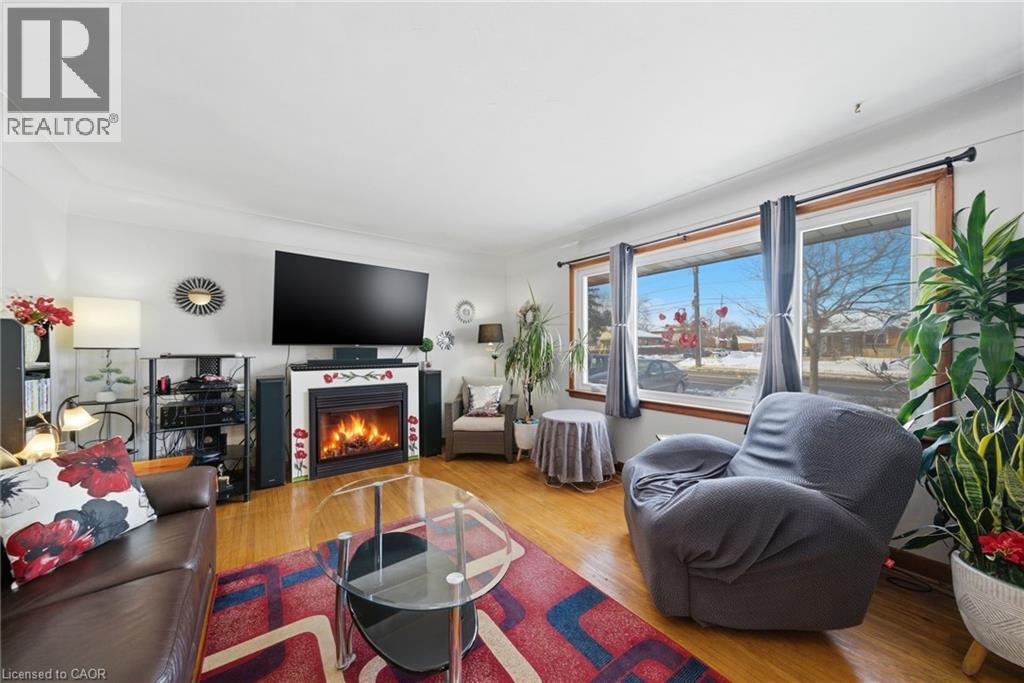 763 Upper Ottawa Street, Hamilton, Ontario  L8T 3T8 - Photo 3 - 40809836