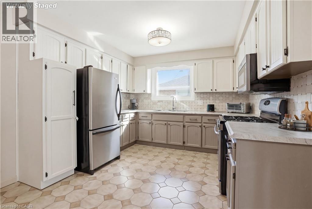 72 Oakridge Drive, Stoney Creek, Ontario  L8G 2T6 - Photo 14 - 40809808