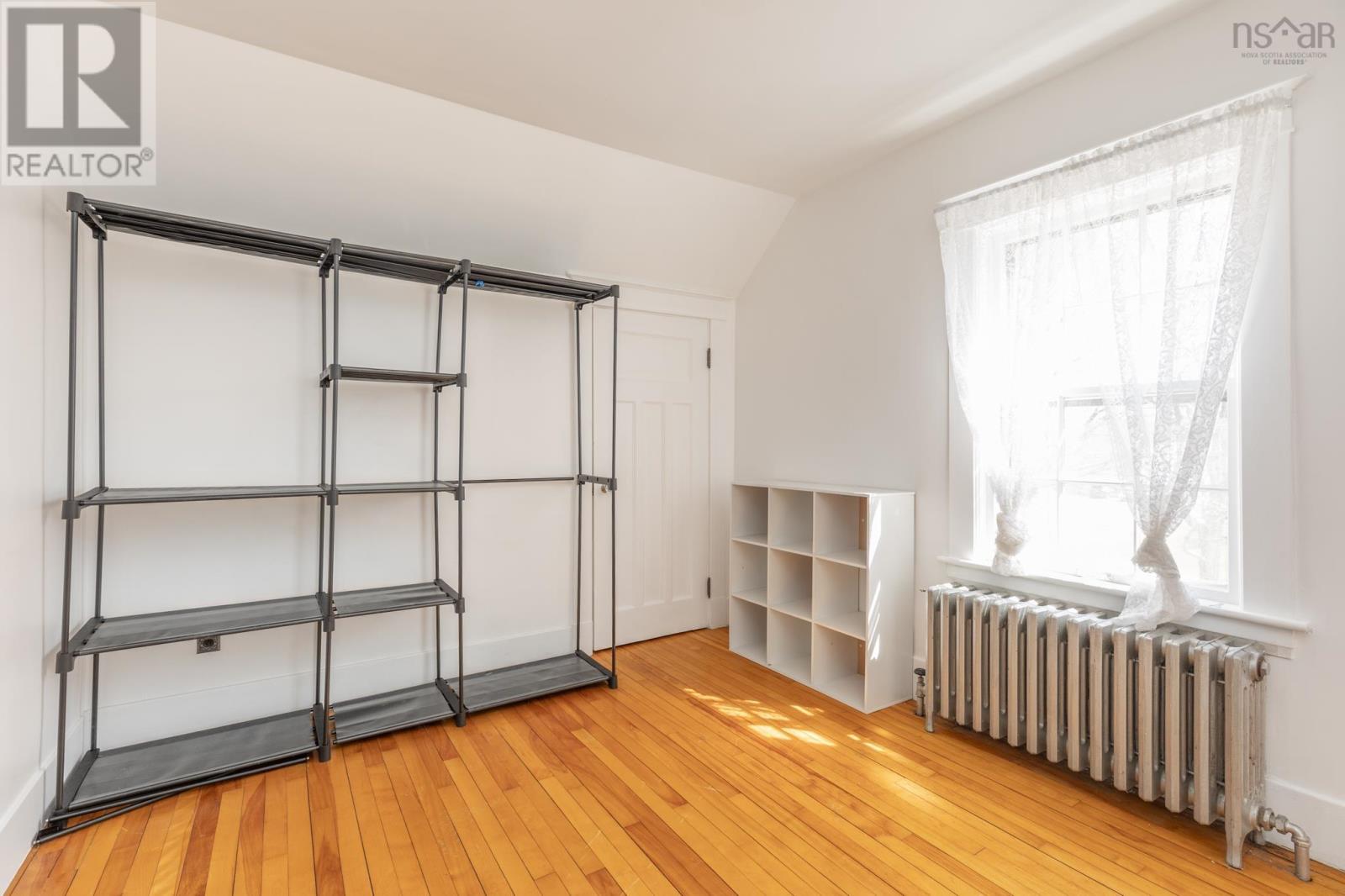 91 Cliff Street, Yarmouth, Nova Scotia  B5A 3J7 - Photo 17 - 202527103