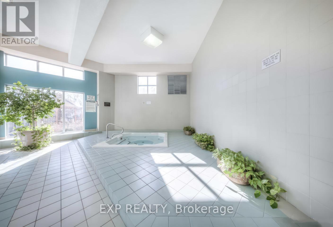 106 - 50 Kingsbridge Garden Circle, Mississauga, Ontario  L5R 1Y2 - Photo 16 - W12850712