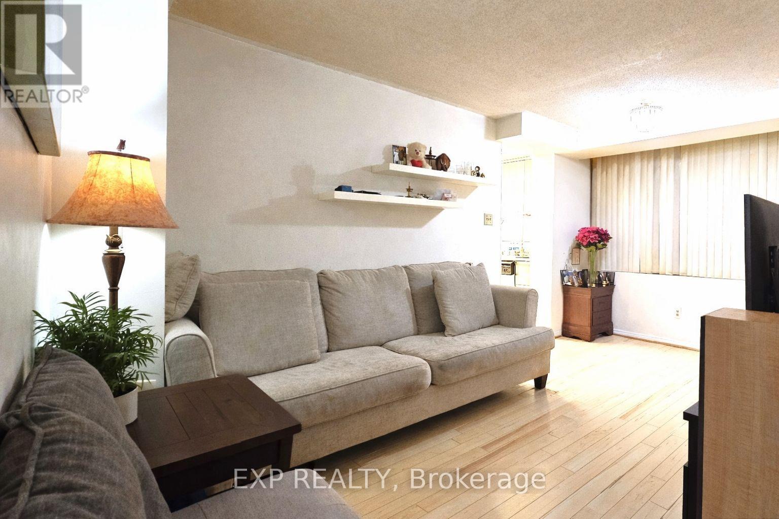 106 - 50 Kingsbridge Garden Circle, Mississauga, Ontario  L5R 1Y2 - Photo 6 - W12850712