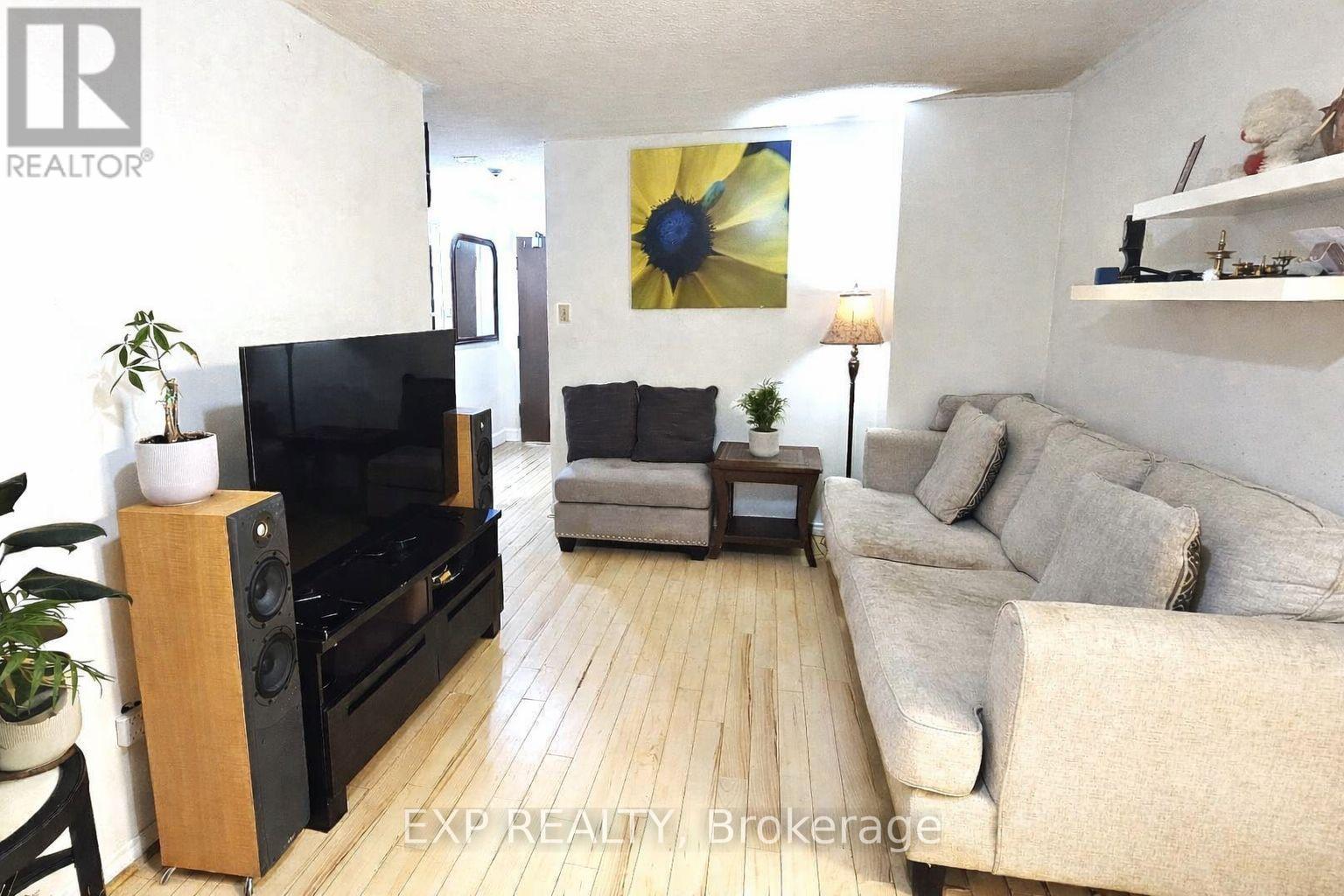 106 - 50 Kingsbridge Garden Circle, Mississauga, Ontario  L5R 1Y2 - Photo 7 - W12850712