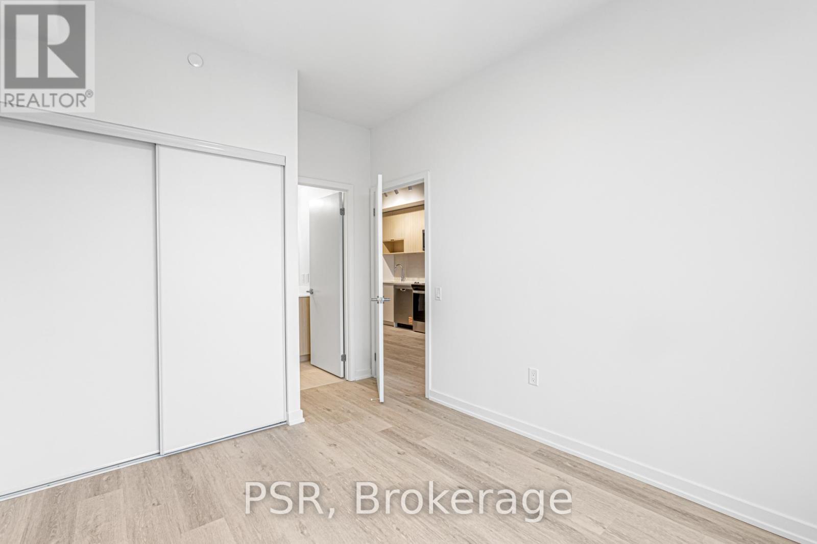 714 - 4365 Bloor Street W, Toronto, Ontario  M9C 1R3 - Photo 6 - W12850778