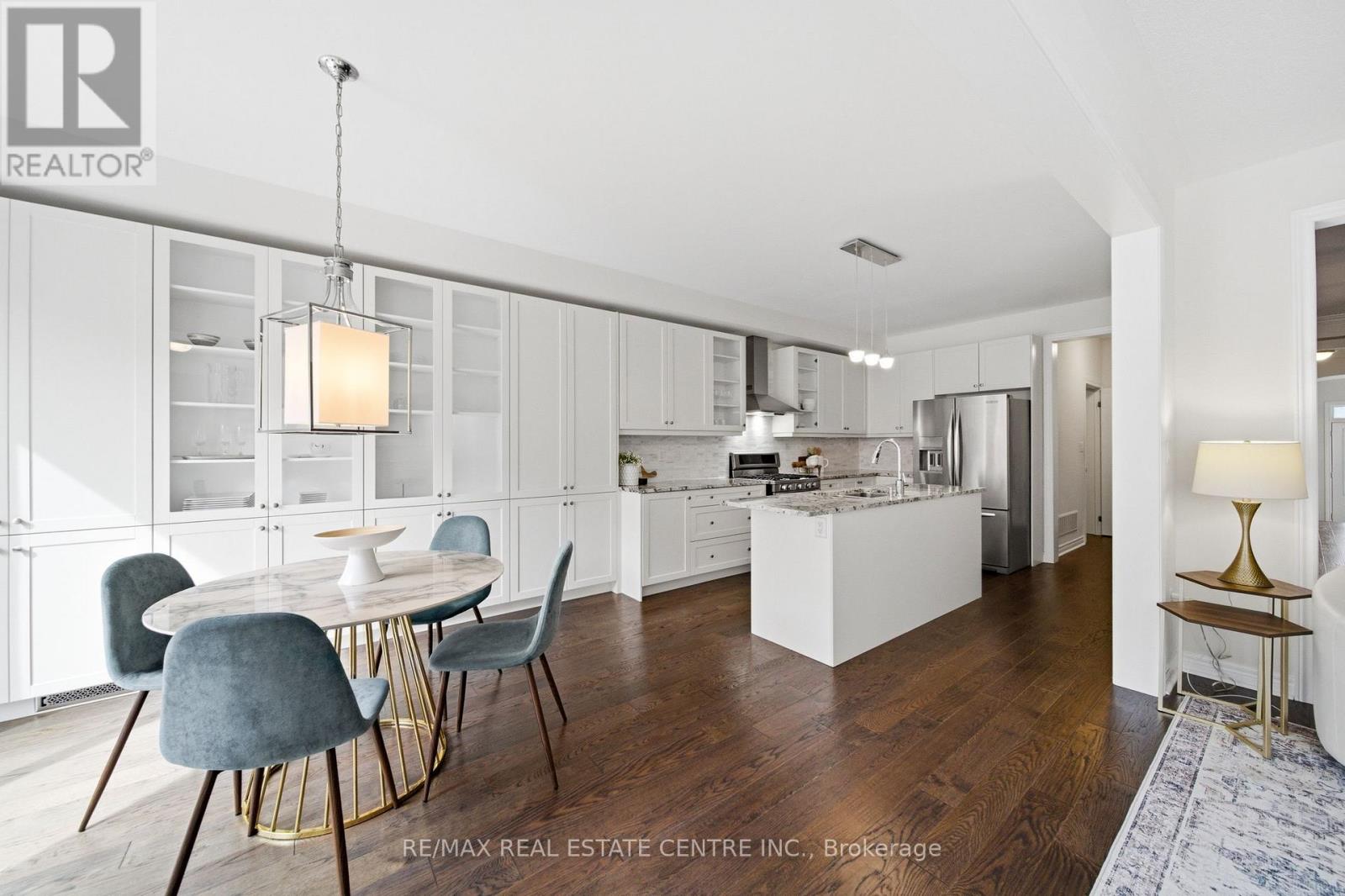 2466 Village Common, Oakville, Ontario  L6M 0S2 - Photo 21 - W12850788