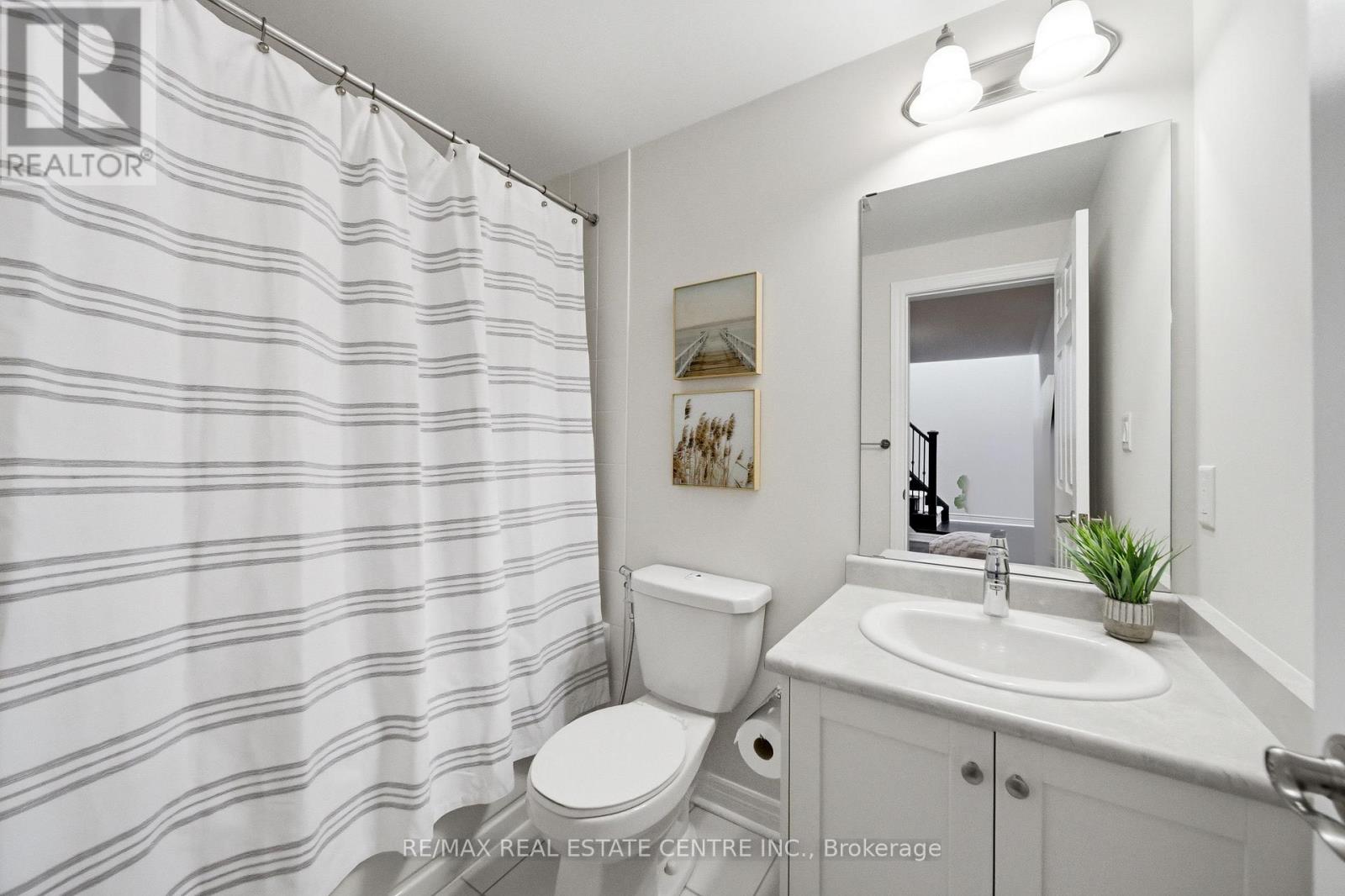 2466 Village Common, Oakville, Ontario  L6M 0S2 - Photo 47 - W12850788