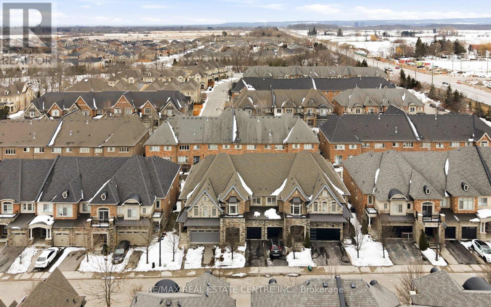 2466 Village Common, Oakville, Ontario  L6M 0S2 - Photo 50 - W12850788