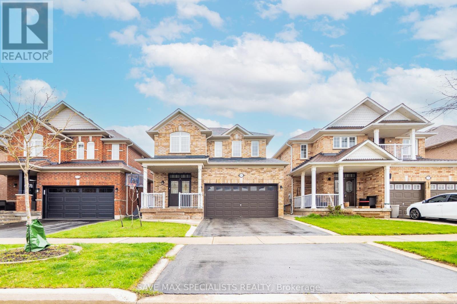 1099 Costigan Road, Milton, Ontario  L9T 6N9 - Photo 2 - W12850872