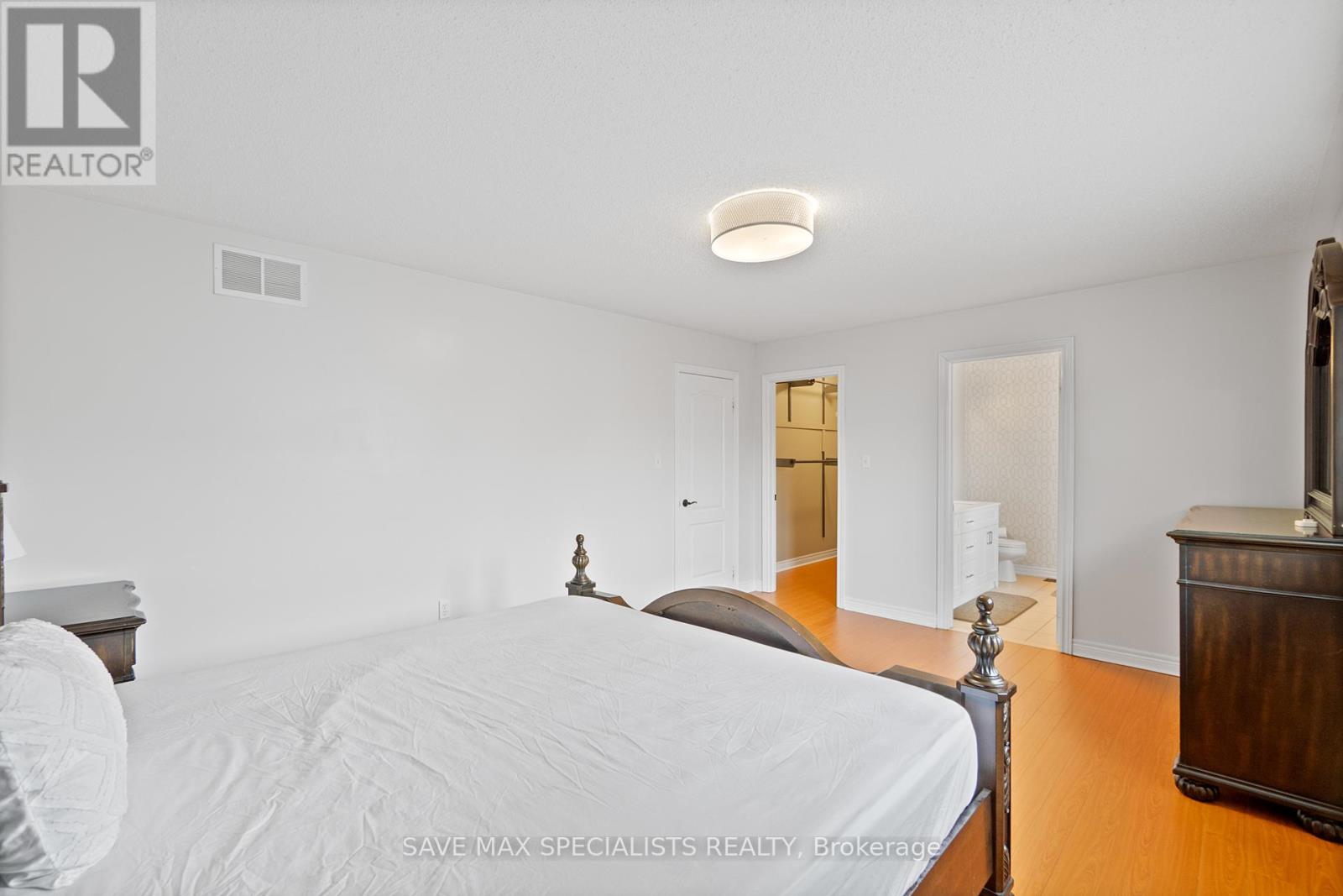 1099 Costigan Road, Milton, Ontario  L9T 6N9 - Photo 27 - W12850872