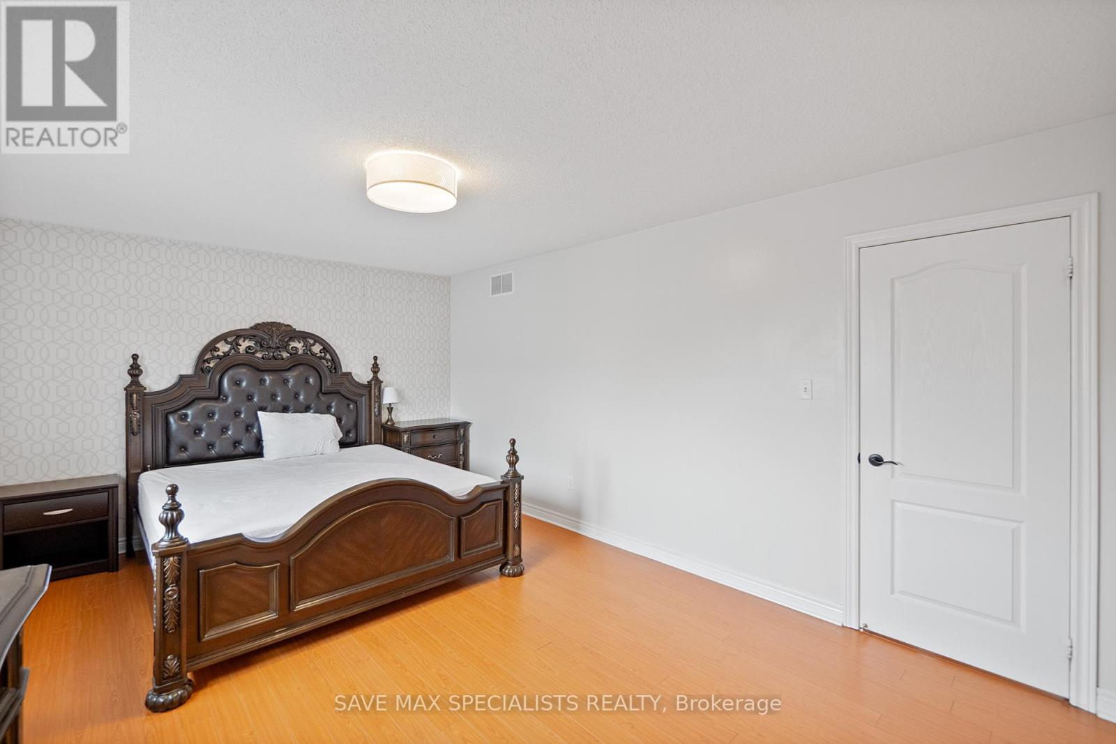 1099 Costigan Road, Milton, Ontario  L9T 6N9 - Photo 28 - W12850872